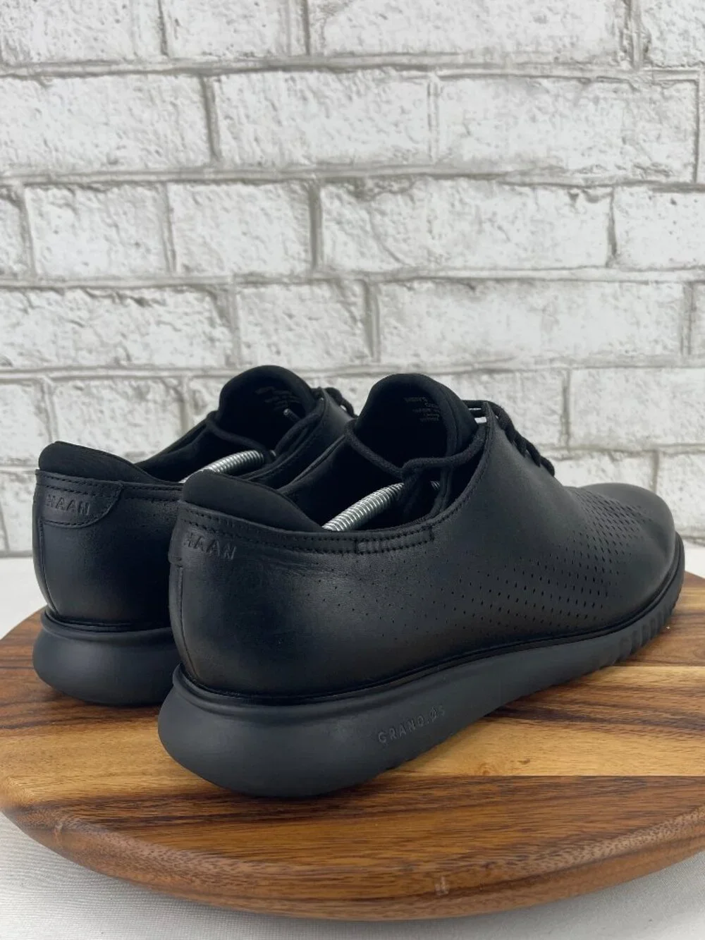 Cole Haan 2.Zerogrand Laser Wingtip Oxford Mens 13 M Black Leather Casual Shoes